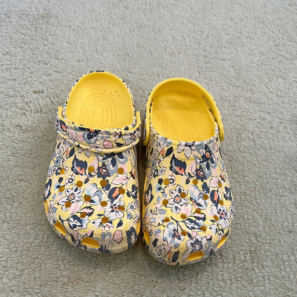 Crocs